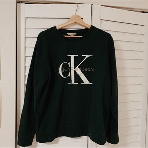 Forest green Calvin Klein crewneck sweater.